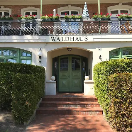Residenz Waldhaus We 4 Apartmán